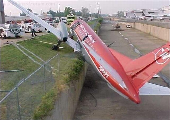 Аварии самолётов 