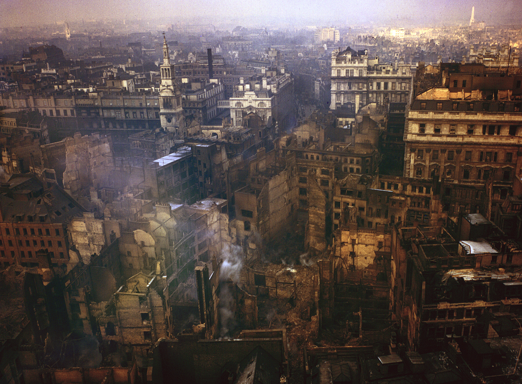 Цветные фото Лондона времен Второй мировой 