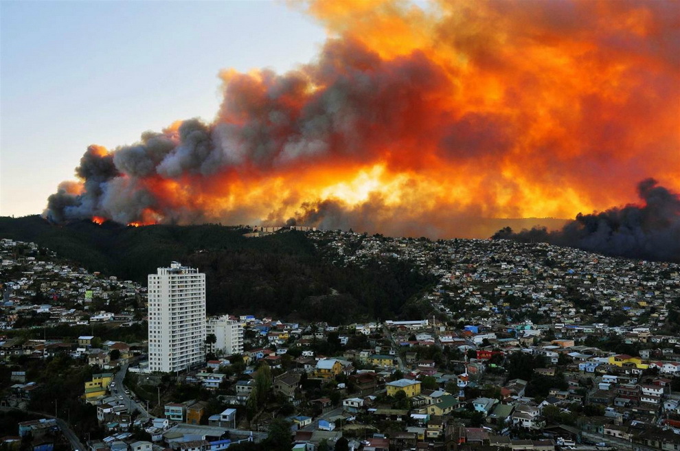 Ужасный пожар в Чили 