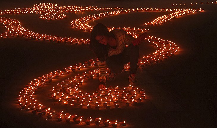 Фестиваль огней Дивали в Индии 