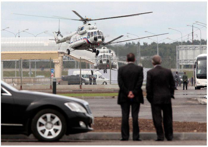 Интерьер вертолета президента РФ 