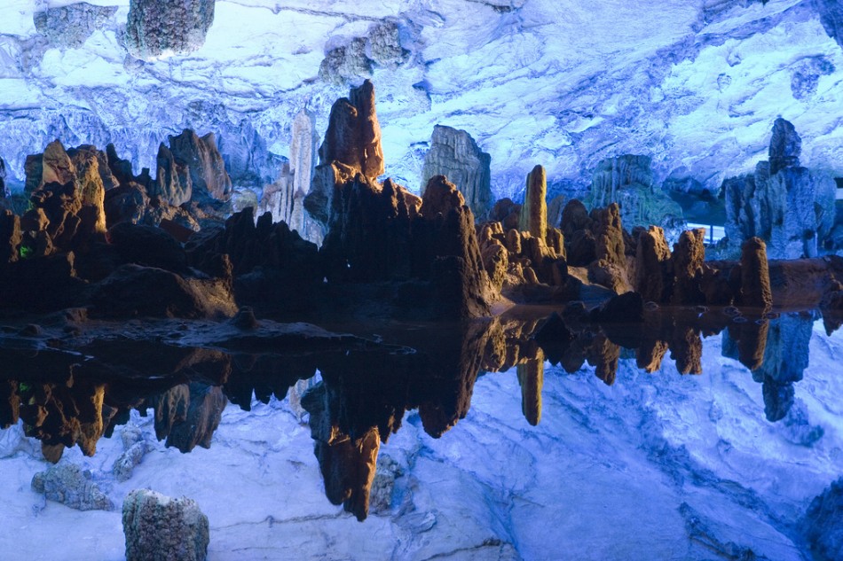 Пещера «Тростниковая флейта» 