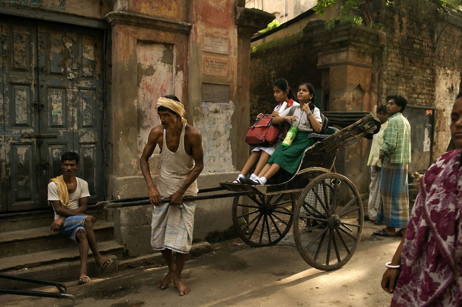 Рикши в городе Калькутта 