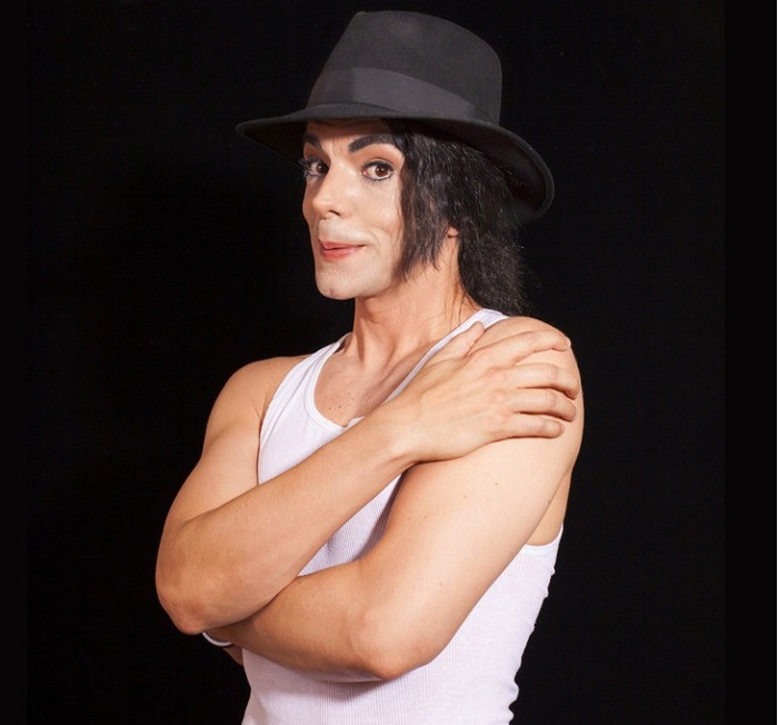 «Быть Майклом Джексоном» 