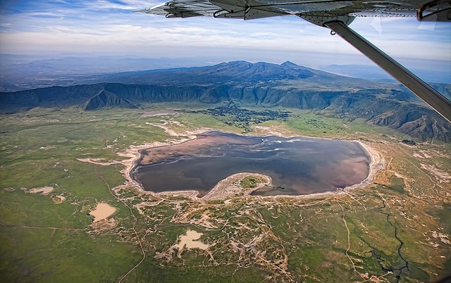 Нгоронгоро заповедник в кратере вулкана 