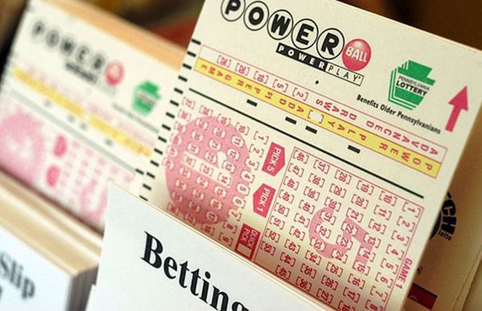 Необычные способы потратить лотерейные выигрыши 